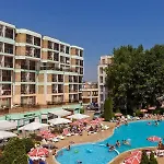 Delfin Hotel 3*