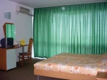Хотел делфин - ол инклузив 3*
